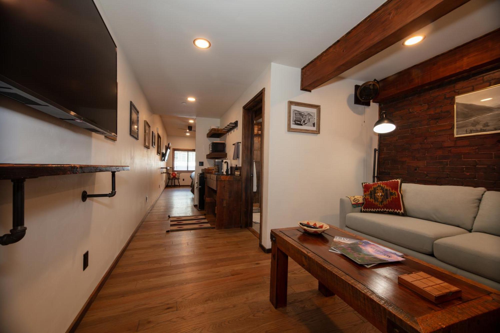 The Frenchman Suites Silverton Экстерьер фото