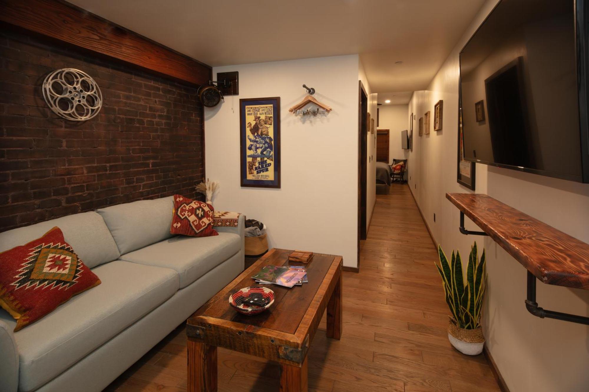 The Frenchman Suites Silverton Экстерьер фото